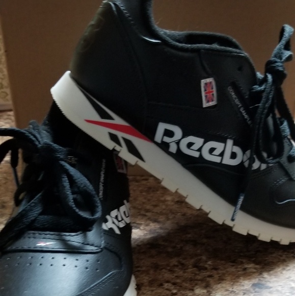 Shoes - Picture 3 of 3